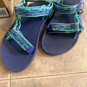 Teva sandals BARGIN.